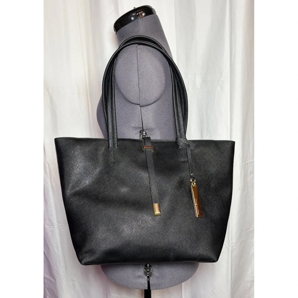 Vince Camuto Leila tote bag in black Saffiano leather Shoulder Bag‎ Purse